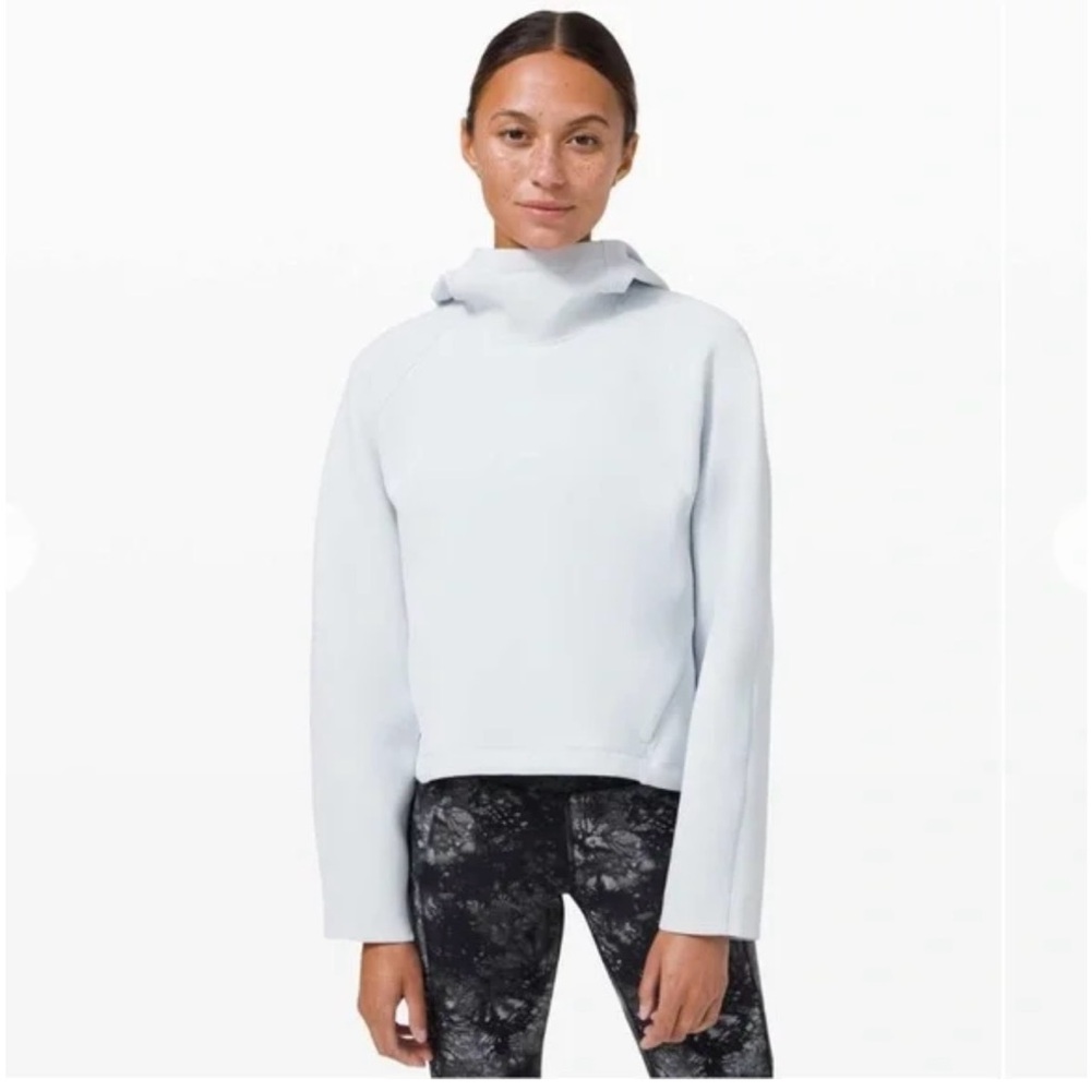 Lululemon AirWrap Pullover Hoodie Alpine White Size 6